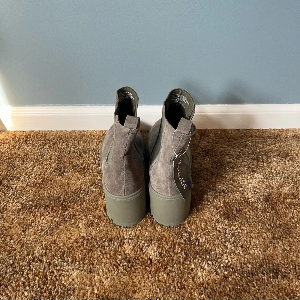 Splendid women’s  Gray Boots. Size 8 NWT - Picture 2 of 5